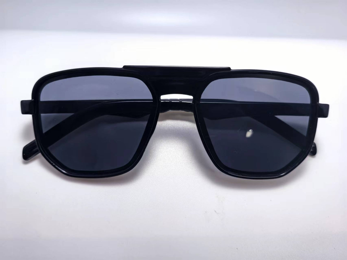 Lookzy Retro Oversized Square Sunglasses S14-1