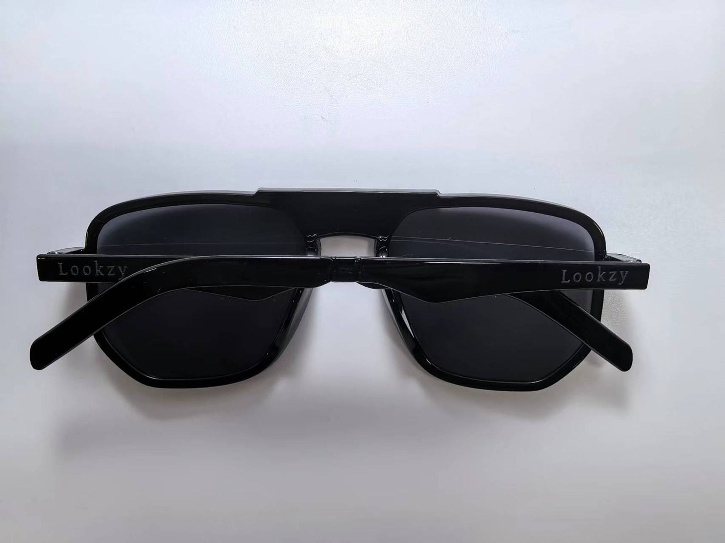 Lookzy Retro Oversized Square Sunglasses S14-1