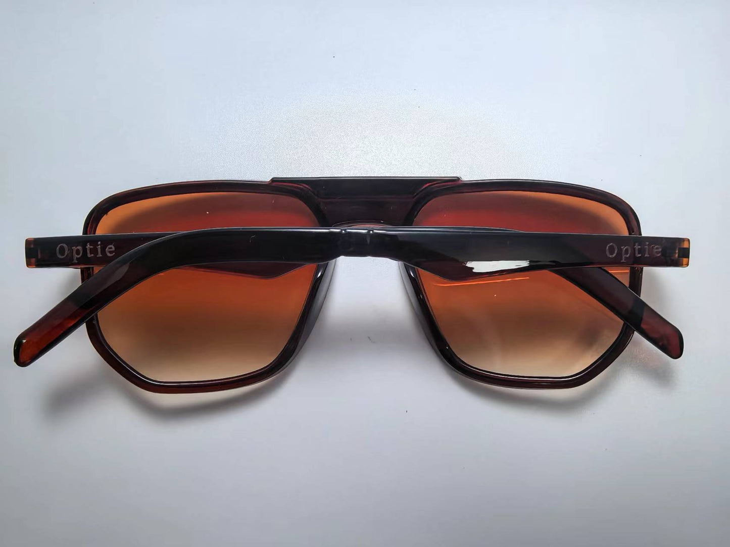 Optie Classic Square Oversized Sunglasses S56-1