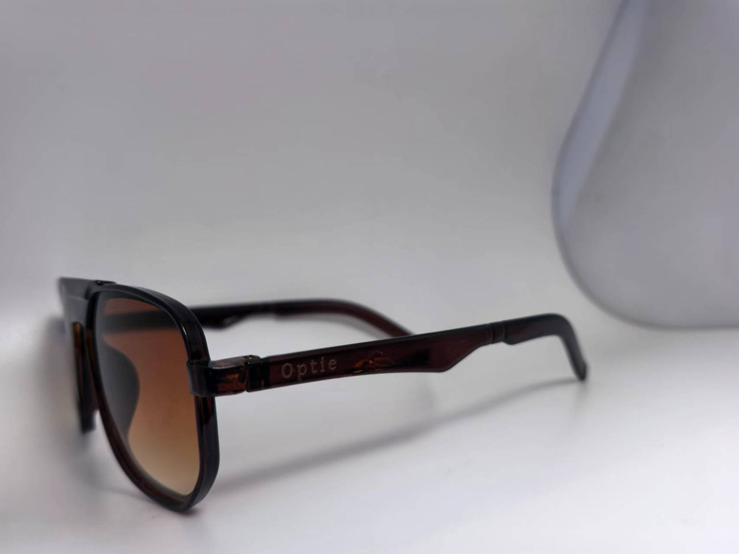 Optie Classic Square Oversized Sunglasses S56-1