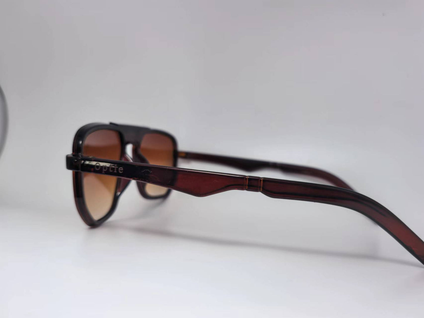 Optie Classic Square Oversized Sunglasses S56-1