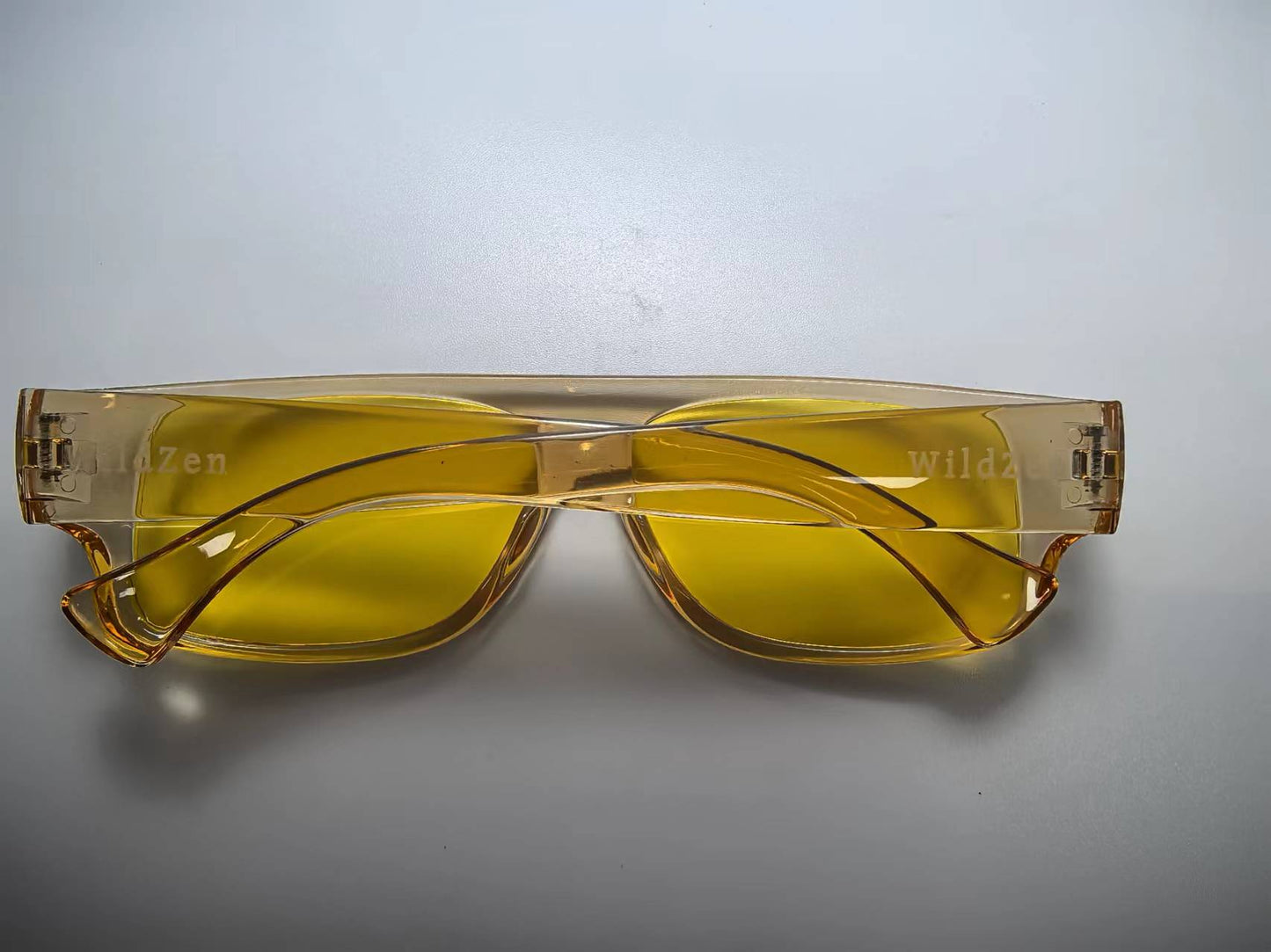 WildZen Classic Translucent Rectangle Sunglasses S49-5