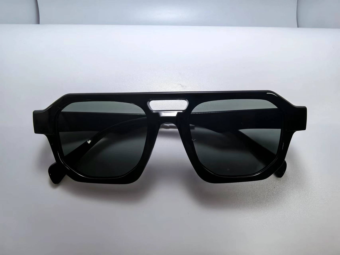 Vividra Luxury Oversized Sunglasses S62-1