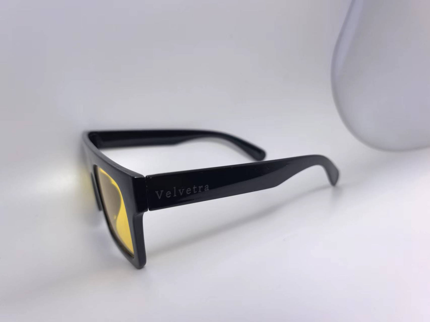 Velvetra Vintage Cat-Eye Sunglasses S13-7